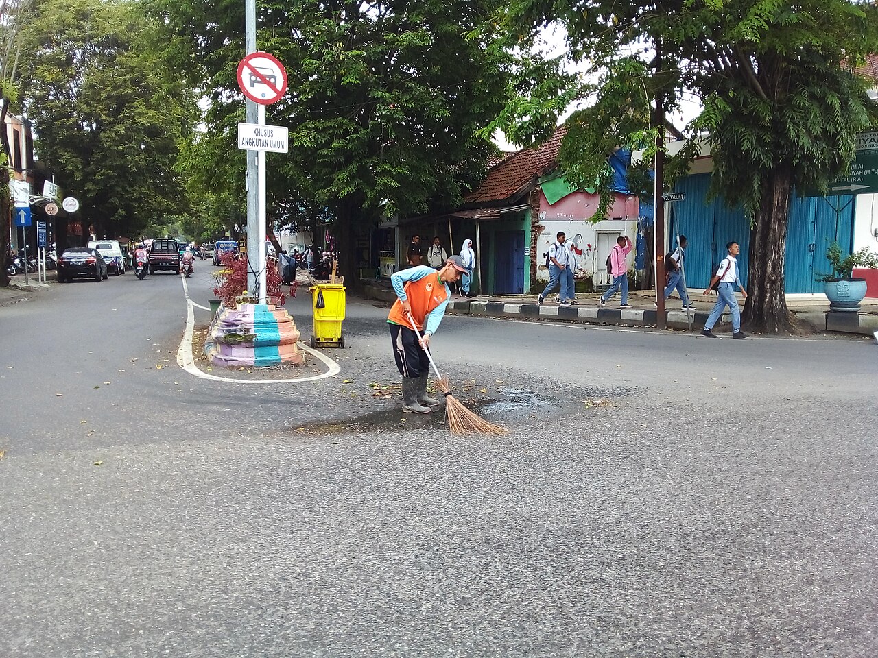Pengelolaan sampah wonotirto